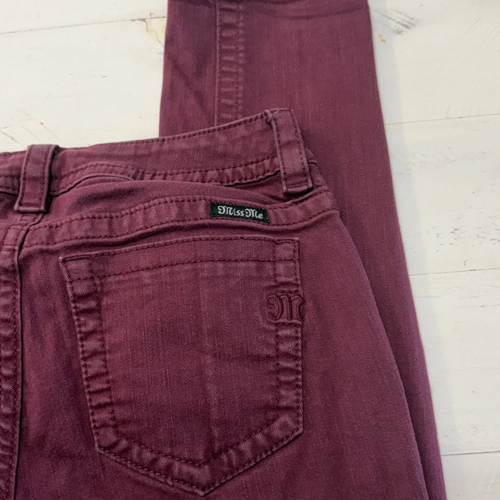 Miss Me Burgundy Mid-Rise Skinny Jeans - Picture 9 of 11